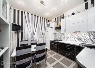 Двухкомнатная квартира на продажу, 56 м2, Москва, Варшавское шоссе, 2, Донской район