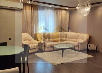 Сдаю в аренду 3-комнатную квартиру, 125 м2, Астрахань, улица Набережная Приволжского Затона, 17к1, Советский район