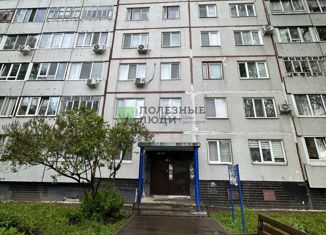 Продается двухкомнатная квартира, 50.7 м2, Татарстан, проспект Мира, 90