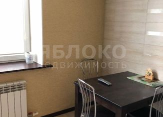 2-комнатная квартира на продажу, 43 м2, поселок городского типа Яйва, улица Энергетиков, 5