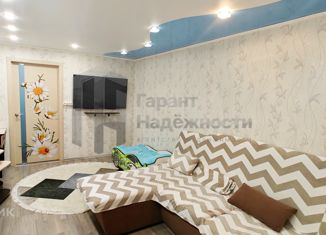 Продажа 2-комнатной квартиры, 52.2 м2, Мурманск, улица Баумана, 43к2