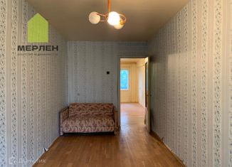 Продаю 2-ком. квартиру, 44.9 м2, Сухиничи, улица 70 лет Великого Октября, 3