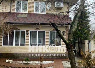 Сдается в аренду дом, 250 м2, село Беседы, Народная улица, 33Б