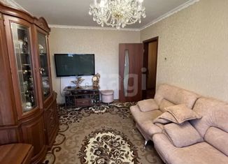 Продается 3-комнатная квартира, 60 м2, Барнаул, улица Антона Петрова, 194, Ленинский район