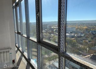 Продается двухкомнатная квартира, 72.4 м2, Карачаево-Черкесия, Комсомольская улица, 17