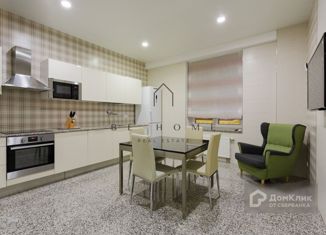 Сдаю в аренду трехкомнатную квартиру, 120 м2, Санкт-Петербург, Парадная улица, 3к2, Парадная улица