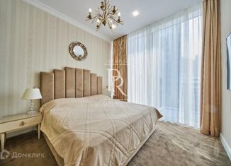 Сдаю 2-ком. квартиру, 72 м2, Москва, 1-й Красногвардейский проезд, 22с2, метро Международная