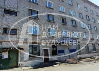 Продаю комнату, 13 м2, Соликамск, улица 20-летия Победы, 190