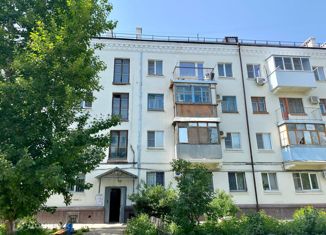 Продается 2-комнатная квартира, 46 м2, Волгоградская область, улица Маршала Еременко, 156