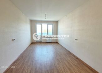 Продаю квартиру студию, 26 м2, Киров, Октябрьская улица, 45к3