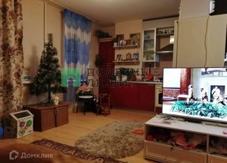 Продается двухкомнатная квартира, 50.3 м2, Ижевск, улица Холмогорова, 19, жилой район Север