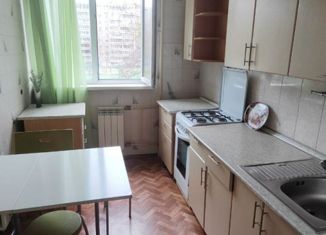 Продаю 3-комнатную квартиру, 64 м2, Екатеринбург, улица Академика Постовского, 16А