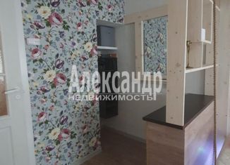 Продаю 3-ком. квартиру, 54.7 м2, Санкт-Петербург, Школьная улица, 40, метро Старая Деревня