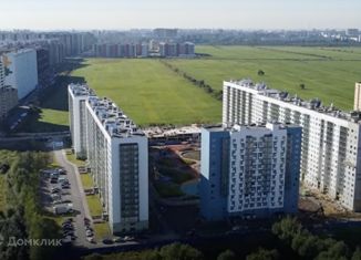 Продам 3-комнатную квартиру, 55.52 м2, поселок Бугры, ЖК Новые Горизонты, Тихая улица, 3к4