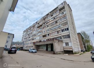 Продам 2-ком. квартиру, 30.1 м2, Сыктывкар, улица Ленина, 75, Центральный район