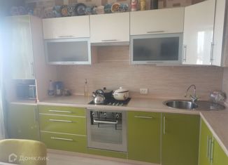 Продам двухкомнатную квартиру, 56 м2, посёлок Красный Бор, Мирная улица, 1