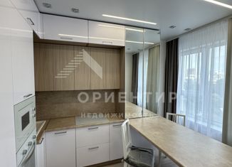 Продается 3-ком. квартира, 80 м2, Екатеринбург, ЖК Южные Кварталы, улица Шаумяна, 20