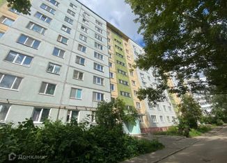 Продам 3-комнатную квартиру, 63.7 м2, Смоленская область, улица Рыленкова, 85