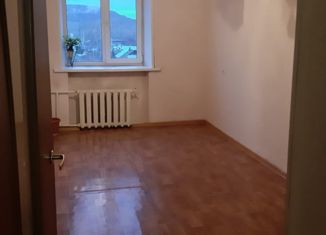 Продается 3-комнатная квартира, 60 м2, Киселёвск, Боевая улица, 22