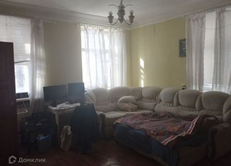 Продам 1-ком. квартиру, 33.3 м2, Нижний Новгород, улица Головнина, 34, улица Головнина