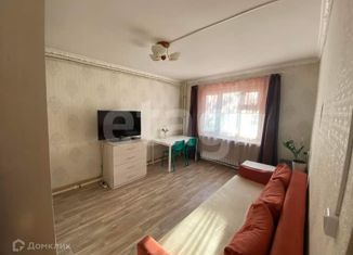 Продаю 2-ком. квартиру, 41 м2, Якутск, улица Билибина, 45