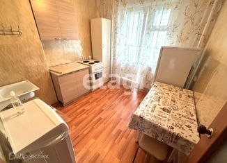 Сдается 1-ком. квартира, 40 м2, Красноярск, улица Калинина, 15