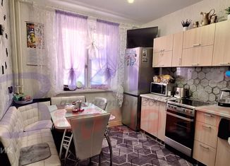 Продается однокомнатная квартира, 40 м2, Миасс, Городская улица, 2