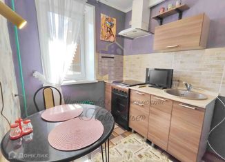 Продажа двухкомнатной квартиры, 39.2 м2, Белгородская область, микрорайон Макаренко, 4А