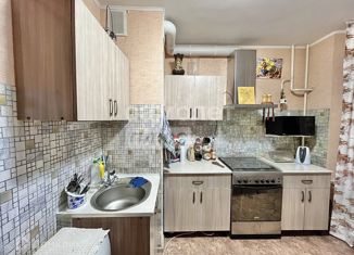 Продается 3-комнатная квартира, 68.3 м2, Воронеж, улица Коренцова, 9, Советский район