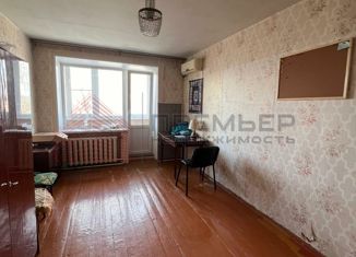 Продается однокомнатная квартира, 33 м2, Волгоград, улица Маршала Еременко, 142