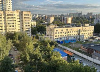 Продам 3-комнатную квартиру, 76.2 м2, Екатеринбург, метро Чкаловская, Московская улица, 56/2