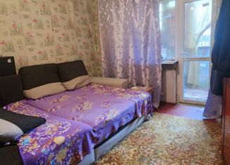 Продается 4-комнатная квартира, 73.4 м2, село Петровка, квартал Егудина, 51