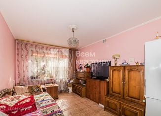 Продаю трехкомнатную квартиру, 60 м2, Новосибирск, улица Бориса Богаткова, 194/2