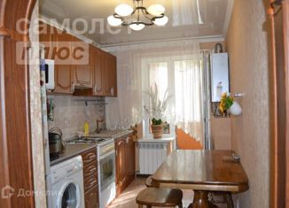 Продаю трехкомнатную квартиру, 60 м2, поселок Южный, улица Мира, 39