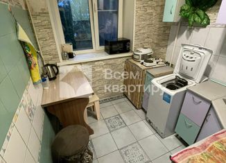 Продаю 1-ком. квартиру, 33 м2, Новосибирск, Магаданская улица, 2, Магаданская улица