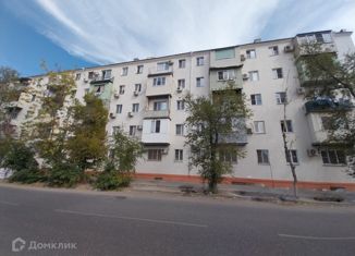 Продам однокомнатную квартиру, 31.6 м2, Астрахань, улица Степана Здоровцева, 10