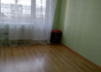 Продается однокомнатная квартира, 40.2 м2, Луга, проспект Володарского, 40