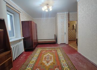 Продаю 1-комнатную квартиру, 31 м2, Нальчик, улица Чкалова, 130, район Центр