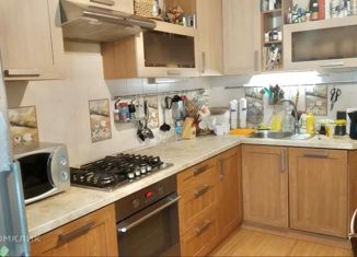 Продажа 2-ком. квартиры, 63.5 м2, Орёл, улица Картукова, 6, микрорайон Наугорский