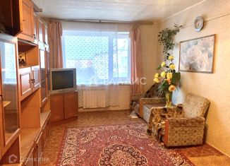 Продаю 2-комнатную квартиру, 47 м2, поселок городского типа Разумное, проспект Ленина, 9