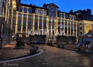 Продам четырехкомнатную квартиру, 202.8 м2, Зеленоградск, Октябрьская улица, 23