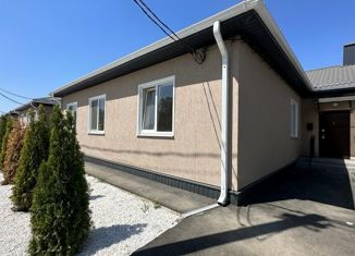 Продаю трехкомнатную квартиру, 60 м2, станица Северская, улица Победы, 32