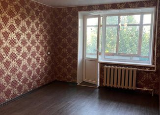 Продам 2-ком. квартиру, 49.5 м2, Елизово, улица Ларина, 2