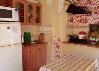 Сдам двухкомнатную квартиру, 52 м2, Феодосия, Красноармейская улица, 8