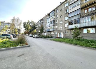 Продажа 2-комнатной квартиры, 45.22 м2, Ленинск-Кузнецкий, проспект Кирова, 110