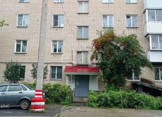 Продается однокомнатная квартира, 30.2 м2, Миасс, улица Победы, 32