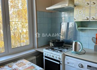 Сдаю в аренду 2-комнатную квартиру, 50 м2, Владимир, улица Растопчина, 39Б, район Доброе