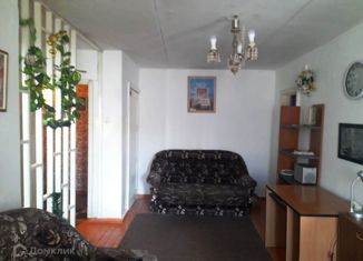 2-комнатная квартира на продажу, 42.7 м2, Троицк, улица имени Н.К. Крупской, 12