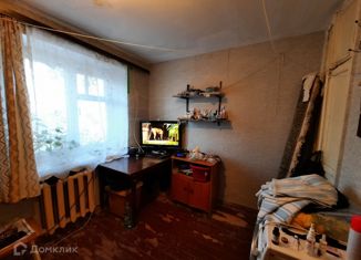 Продается однокомнатная квартира, 13.6 м2, Нижний Тагил, улица Победы, 45к2