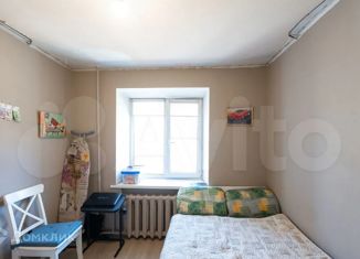 Продается четырехкомнатная квартира, 80 м2, Хабаровск, Брестская улица, 4